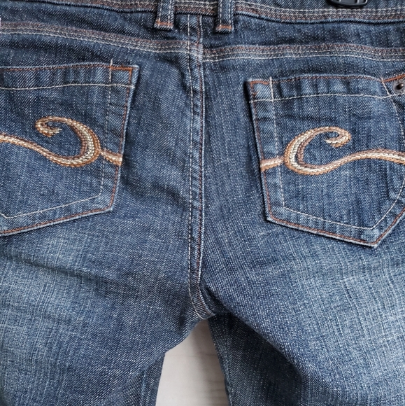 Candie's Dark Wash Denim Bermuda Shorts - Picture 14 of 16